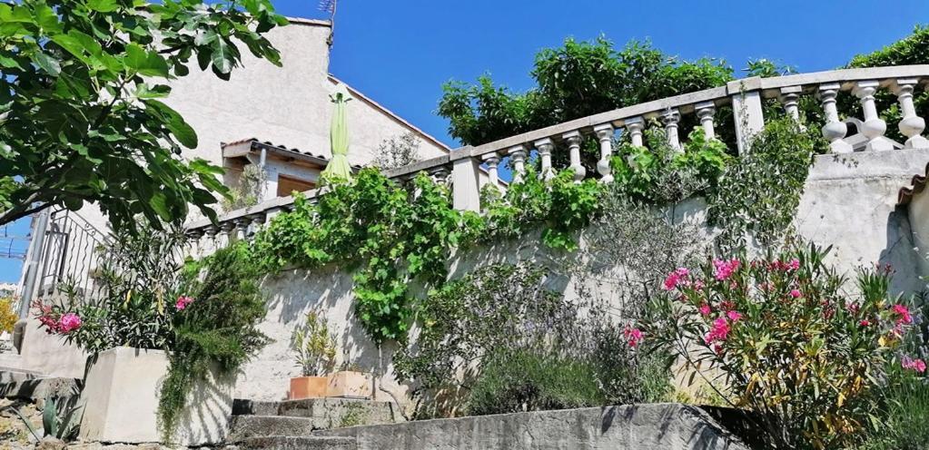 La Cayrade Villa Uzer  Bagian luar foto