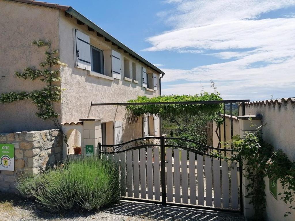 La Cayrade Villa Uzer  Bagian luar foto